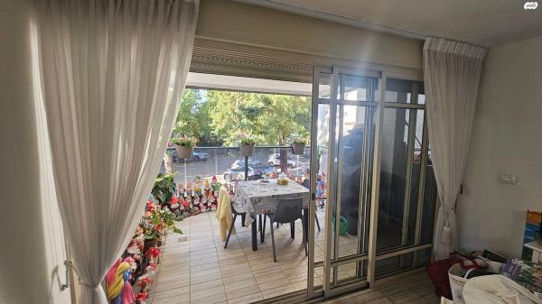 השחר, שיכון מזרחי