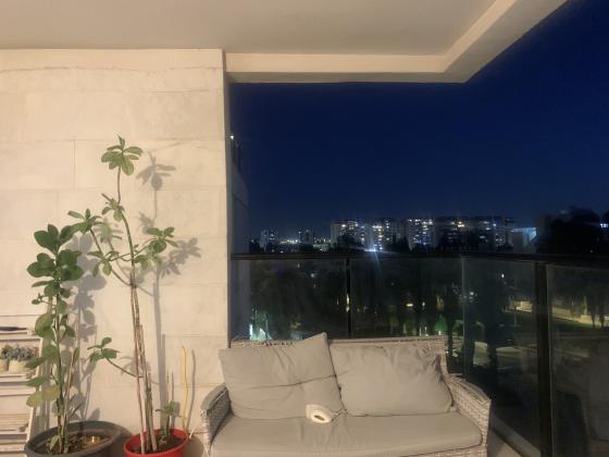 ביאליק 30, מרכז העיר