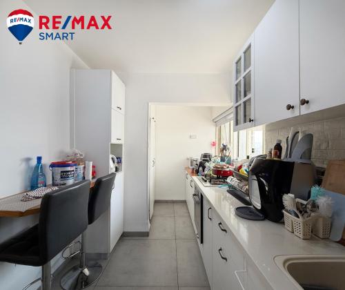 שז"ר זלמן, קרית ים א