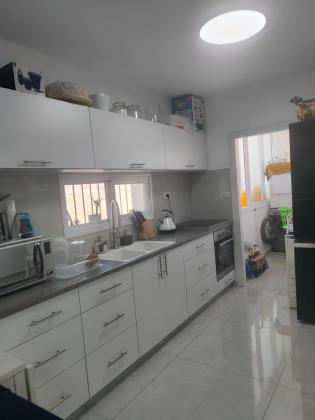 בשכונת כלי שיר