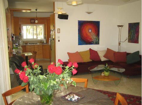 עין גדי, ארנונה (תלפיות)