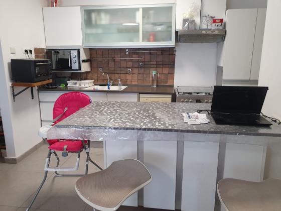 המצביאים 4, נאות יצחק