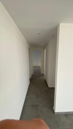 אשכולית 38, רמות ב'