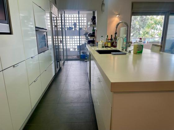 שמעון בן צבי, שטח 9 (בן צבי)