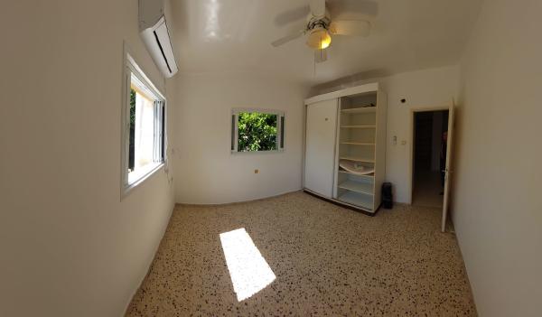 דינור בן ציון 4 (הרצליה הירוקה)