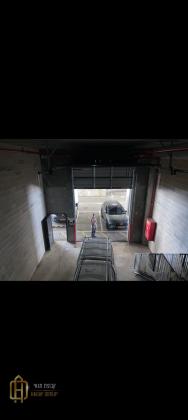 הסדנה 8, אזור תעשיה א