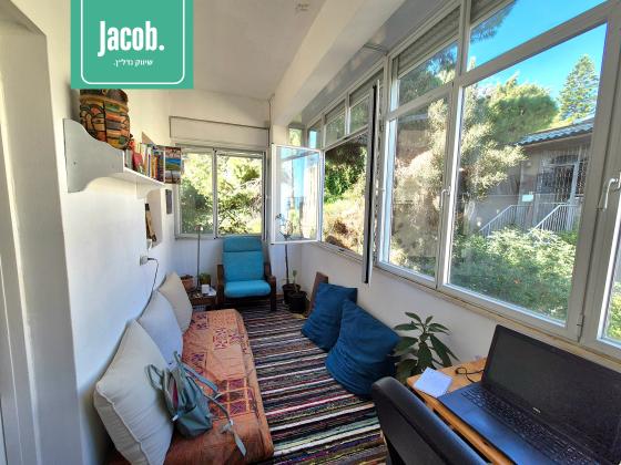 הס 38, הדר עליון