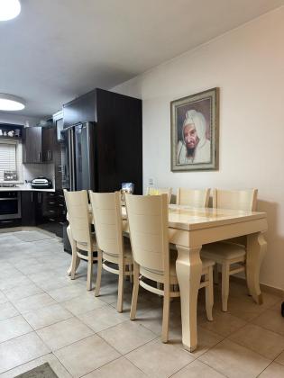 נרקיס 10, מורדות טבריה