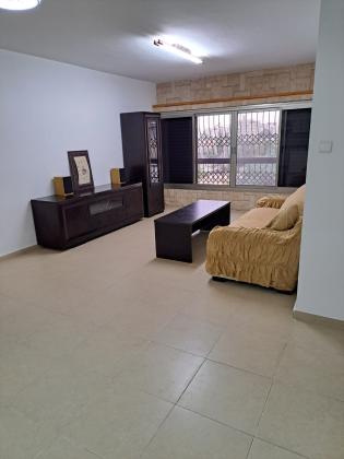 שי עגנון 4, שכונה ה