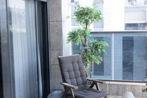 חרמון 15, בית בפארק