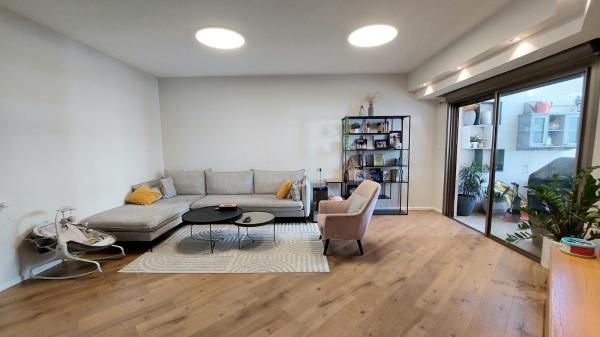 אביב, מגדיאל