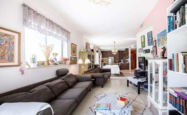 הסופר 3, בית הכרם