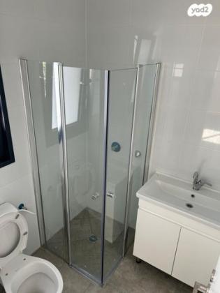 דבורה עומר, נאות שדה