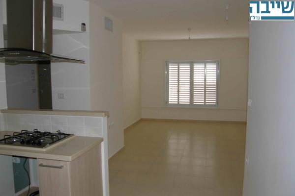 עזרא, שעריים