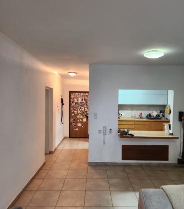 עין גנים 49, עין גנים