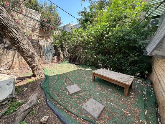 הלל 55, הדר הכרמל