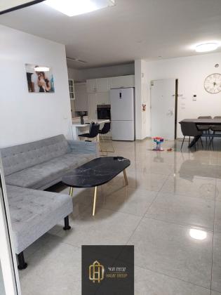 לביא אריק, קרית האמנים