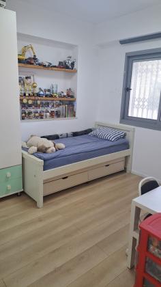 שמשון 40, אחוזה