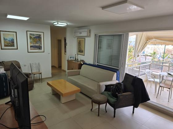 ריב"ל 6, נאות שקמה