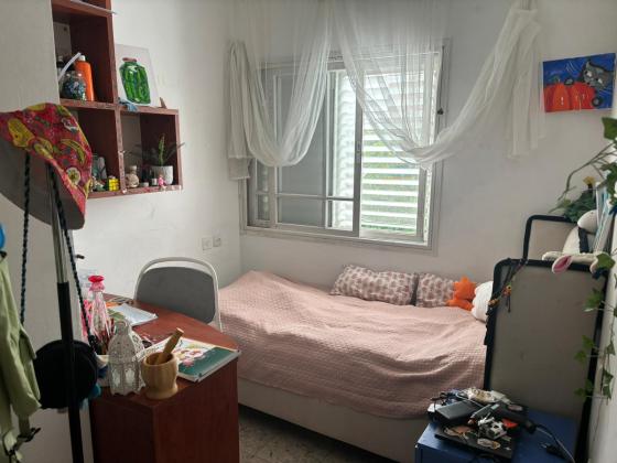 גלעד 22, גבעת הזיתים