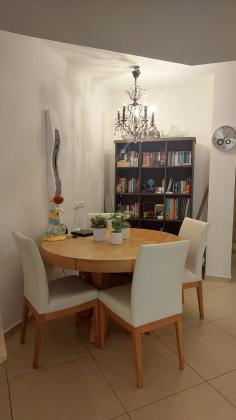 שלונסקי 41, דניה