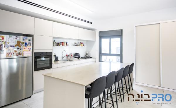 אורנה פורת, הרקפות