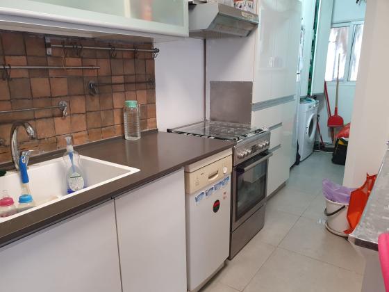 המצביאים 4, נאות יצחק