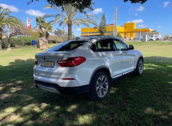 ב.מ.וו M4 (2016)