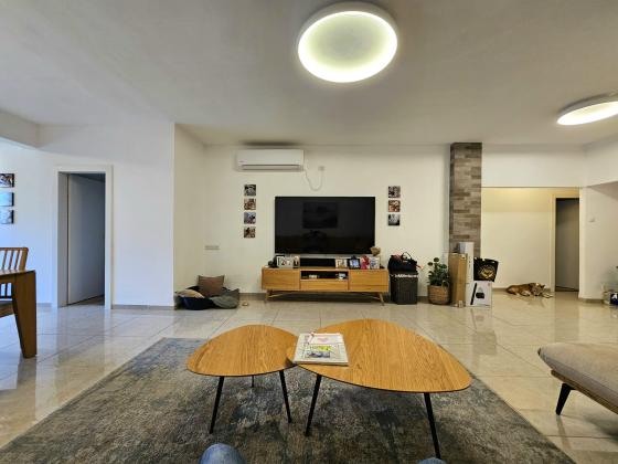 הצלפים, רוממה הישנה