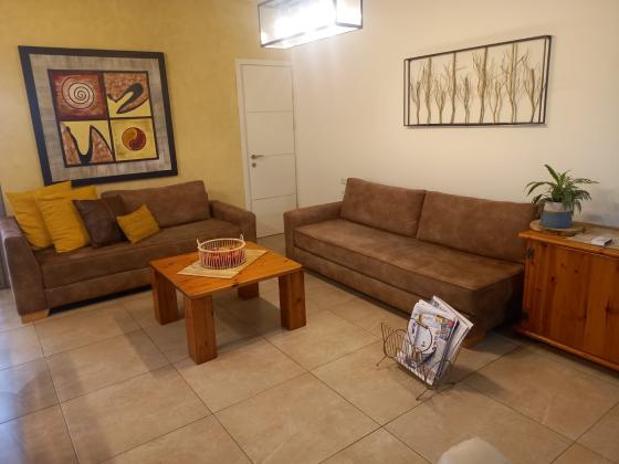 עזרא ונחמיה 18, עמישב