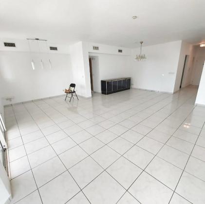 צמרות 6, הרצליה הצעירה