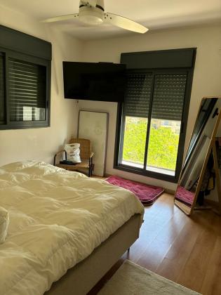 בני בנימין 3, גלי הים