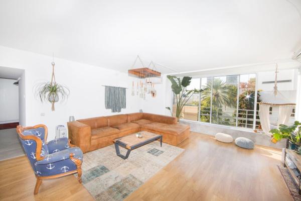 הס 22, לב תל אביב החלק המערבי