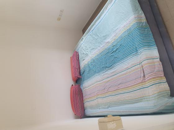 עלמא 12, נחלאות