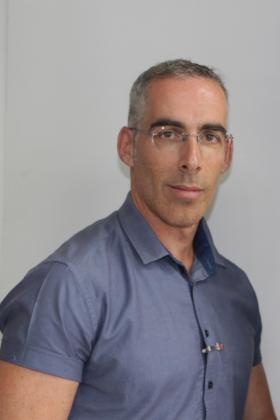 לוי אשכול, מרכז דרום