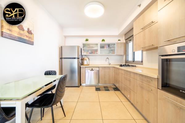 משה שמיר, נווה גן