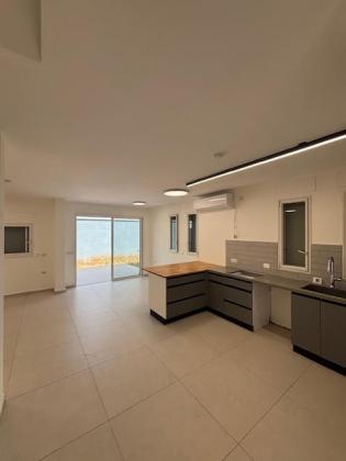 כנסת ישראל, שעריה