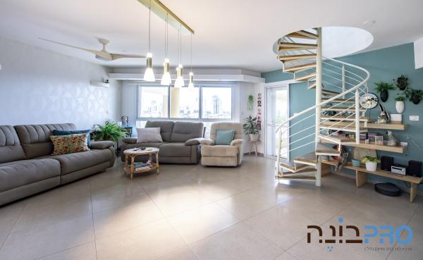 חנה ומיכאל לוין, רביבים