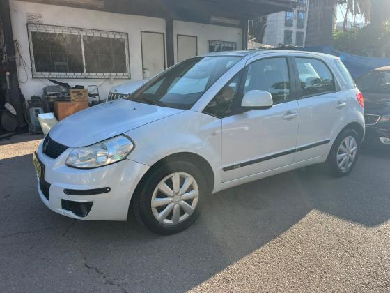 סוזוקי SX4 (2010)