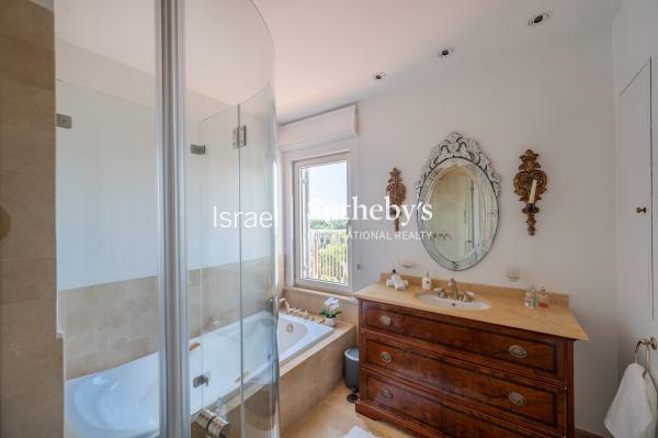 יפת 38, יפו העתיקה