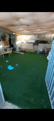 בושם 9, לבנה וידידיה