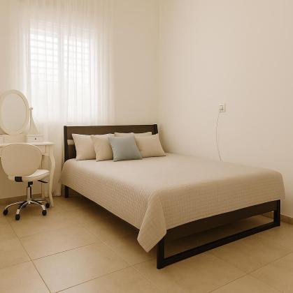 ארלוזורוב 85, הדר עליון