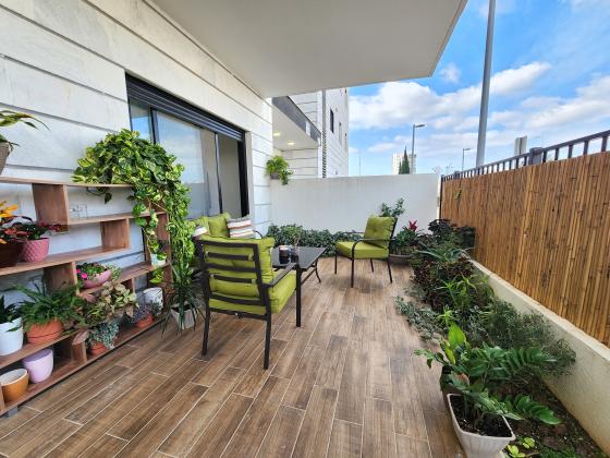 שנית 24, הכלניות