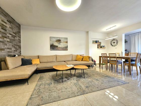 הצלפים, רוממה הישנה