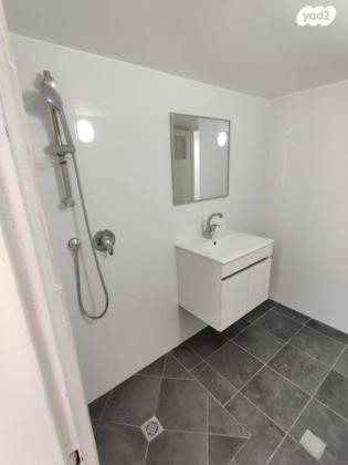 הגת 15, מרכז העיר ג'