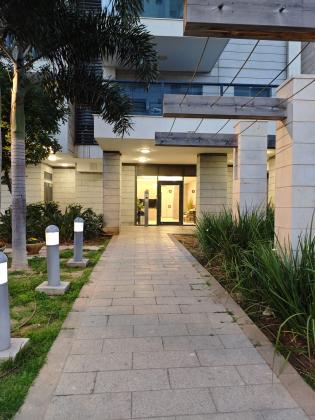 יעקב תמרי 4, חצרות המושבה