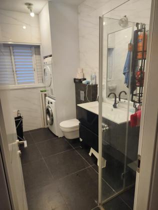 רפפורט נתן 6, קרול