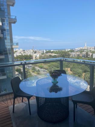 חכמי קירואן 13 (מונטיפיורי)