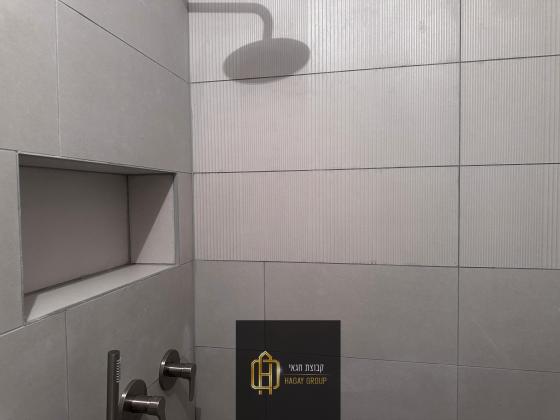 אסירי ציון 7, קרית שלום