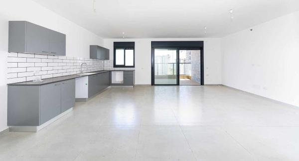 יוחנן הסנדלר, פארק הים